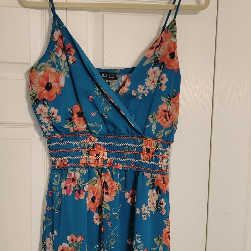 V neck mini